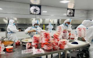 抗疫不分国界，致敬一线英雄